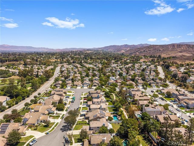 372 Spring Breeze Court, Simi Valley, CA 93065