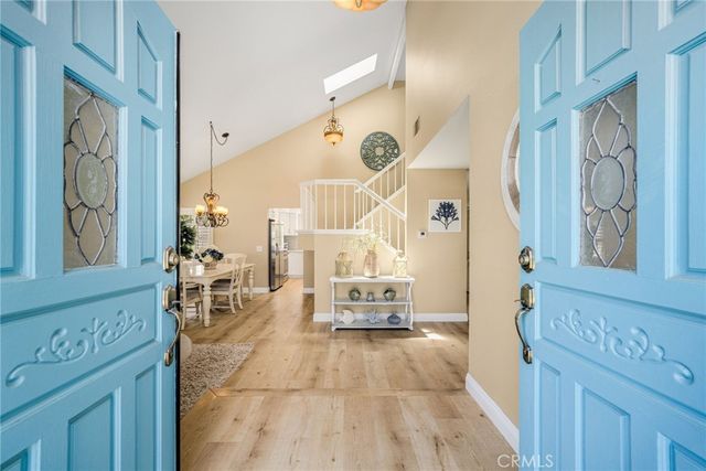 372 Spring Breeze Court, Simi Valley, CA 93065