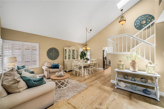 372 Spring Breeze Court, Simi Valley, CA 93065