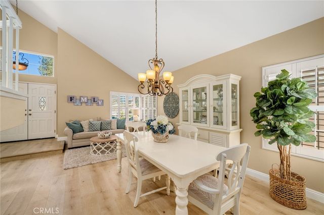 372 Spring Breeze Court, Simi Valley, CA 93065