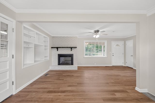 321 Old Jones Mill Rd, La Vergne, TN 37086