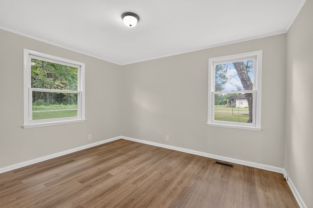 321 Old Jones Mill Rd, La Vergne, TN 37086