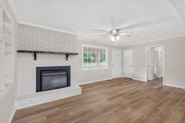 321 Old Jones Mill Rd, La Vergne, TN 37086