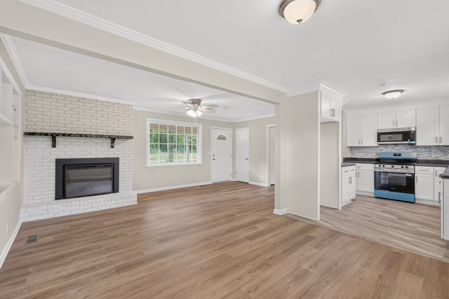 321 Old Jones Mill Rd, La Vergne, TN 37086