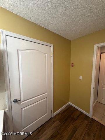 202 Larkspur Lane, Jackson, NJ 08527
