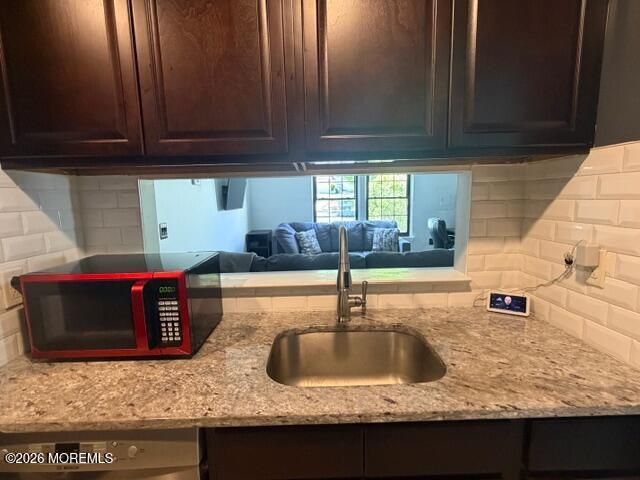 202 Larkspur Lane, Jackson, NJ 08527