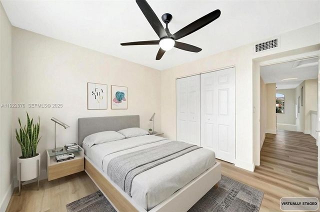 4852 Grapevine Way, Davie, FL 33331