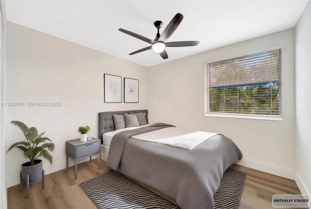 4852 Grapevine Way, Davie, FL 33331