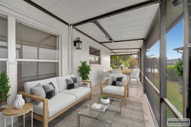 4852 Grapevine Way, Davie, FL 33331