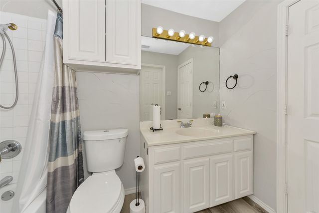 7747 Bridlewood Court, North Richland Hills, TX 76182