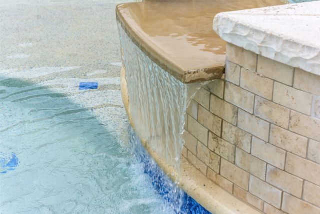 7747 Bridlewood Court, North Richland Hills, TX 76182