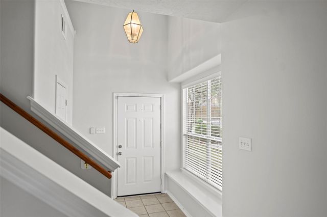 235 W Stedhill Loop, The Woodlands, TX 77384