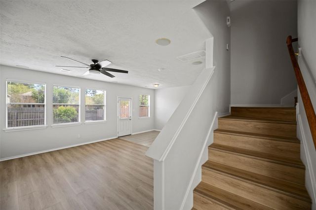 235 W Stedhill Loop, The Woodlands, TX 77384