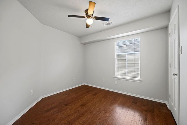 235 W Stedhill Loop, The Woodlands, TX 77384