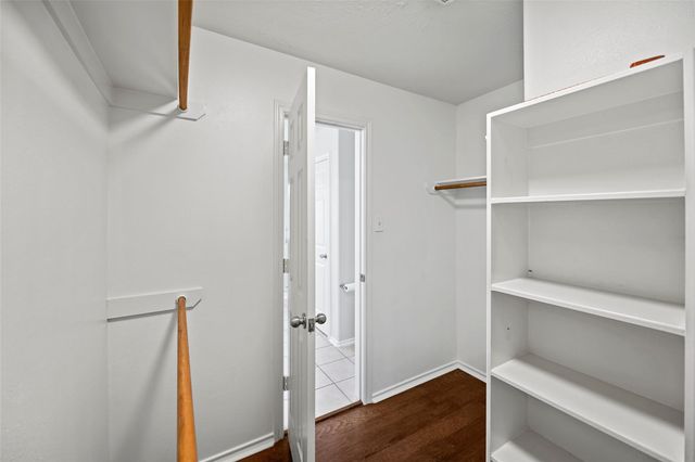 235 W Stedhill Loop, The Woodlands, TX 77384