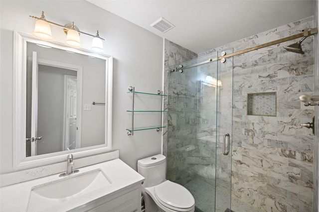 235 W Stedhill Loop, The Woodlands, TX 77384