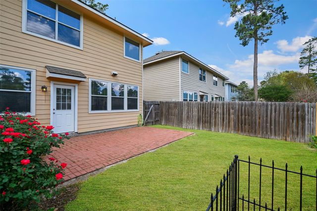 235 W Stedhill Loop, The Woodlands, TX 77384