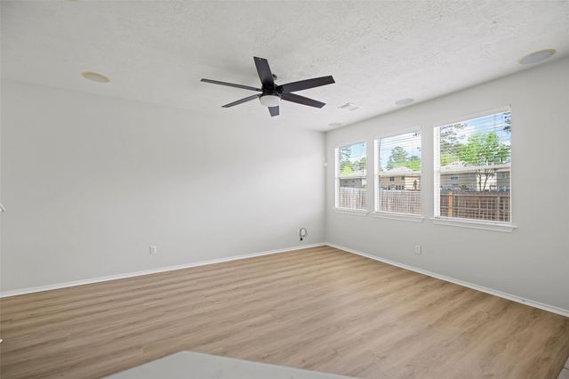 235 W Stedhill Loop, The Woodlands, TX 77384