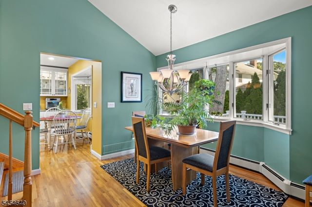 23 Zeim Dr, Clifton City, NJ 07012