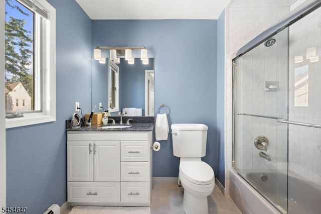 23 Zeim Dr, Clifton City, NJ 07012