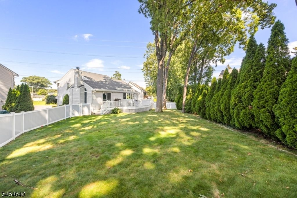23 Zeim Dr, Clifton City, NJ 07012 — photo 5