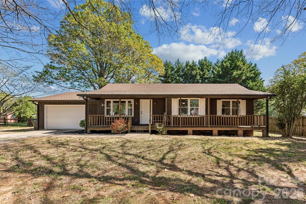 585 Love Street SW, Concord, NC 28027