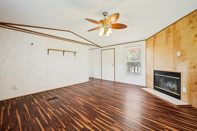 9495 Brittany Hill Road, Sanger, TX 76266