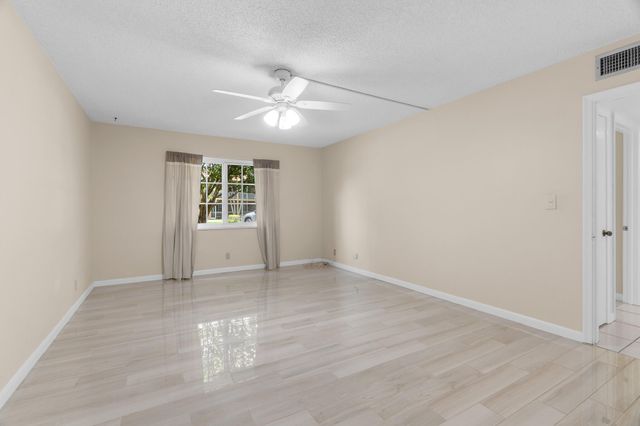 1940 NE 2nd Avenue 106j, Wilton Manors, FL 33305