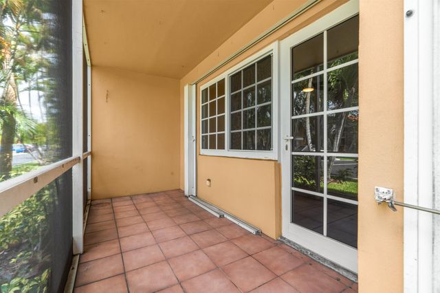 1940 NE 2nd Avenue 106j, Wilton Manors, FL 33305