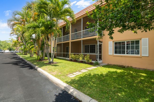 1940 NE 2nd Avenue 106j, Wilton Manors, FL 33305