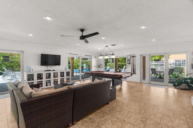 1940 NE 2nd Avenue 106j, Wilton Manors, FL 33305