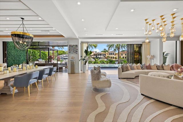 70 Isla Bahia Drive, Fort Lauderdale, FL 33316