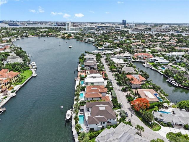 70 Isla Bahia Drive, Fort Lauderdale, FL 33316