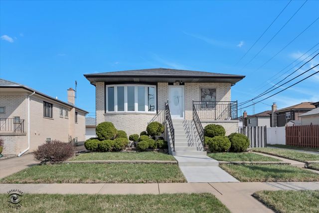 1060 Lucas Street, Calumet City, IL 60409