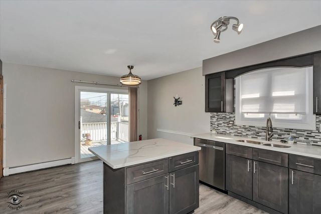 1060 Lucas Street, Calumet City, IL 60409