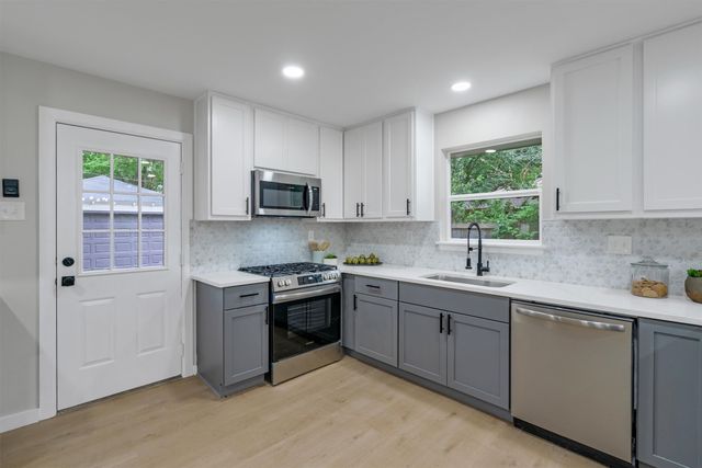 4815 Kelman Street, Dallas, TX 75214