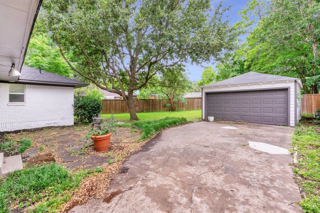 4815 Kelman Street, Dallas, TX 75214