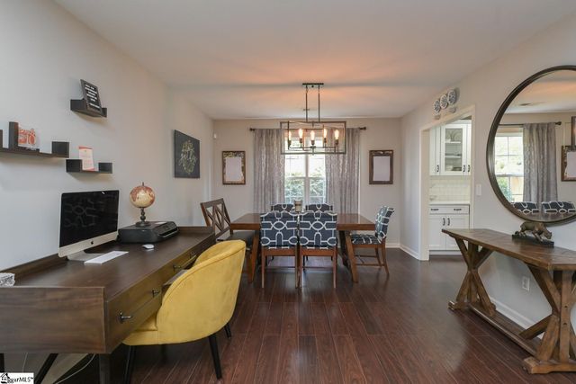 509 Oak Circle, Easley, SC 29640