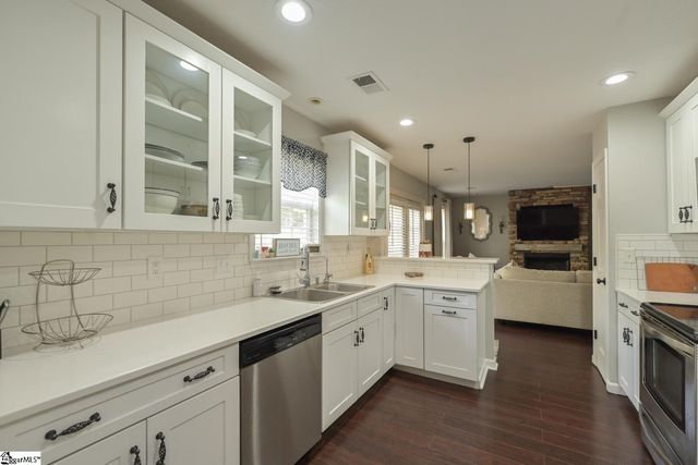 509 Oak Circle, Easley, SC 29640