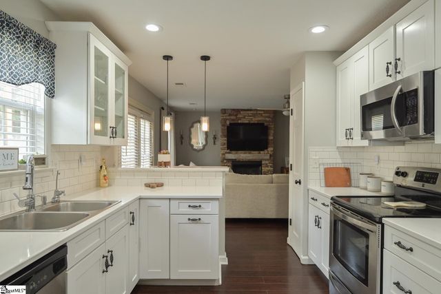 509 Oak Circle, Easley, SC 29640