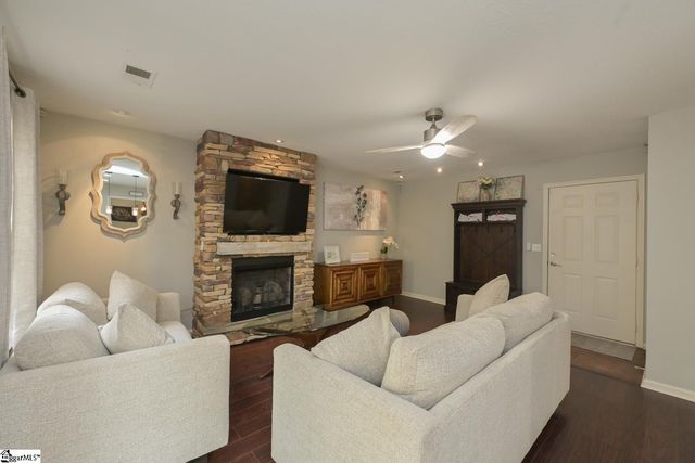 509 Oak Circle, Easley, SC 29640