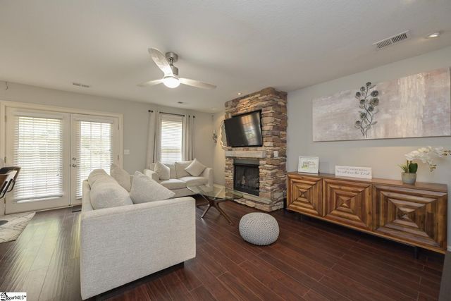 509 Oak Circle, Easley, SC 29640