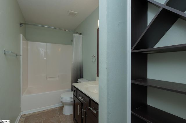 509 Oak Circle, Easley, SC 29640