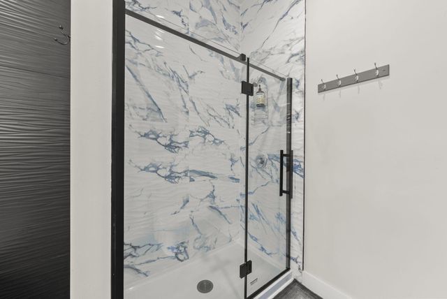 19718 Feathers Road, Logan, OH 43138