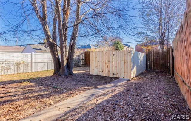 5524 Lindenwood Avenue, St Louis, MO 63109