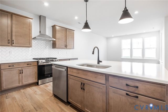 18732 Palisades Cove Trl, Moseley, VA 23120