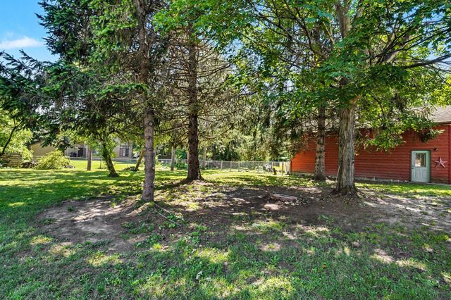 601 W North Street, Paw Paw Vllg, MI 49079