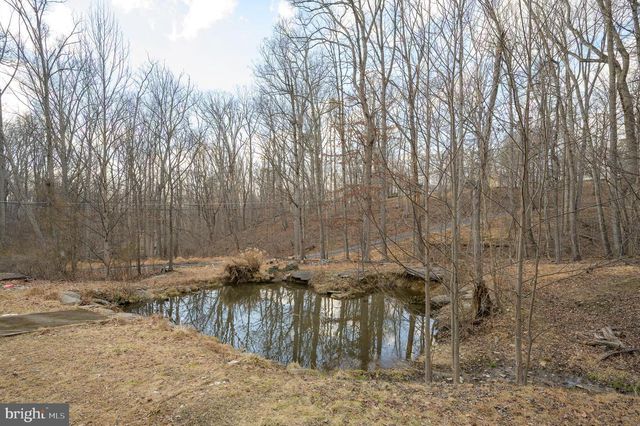 131 FLOP EAR RD, Harpers Ferry, WV 25425