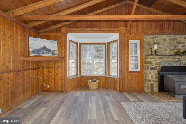 131 FLOP EAR RD, Harpers Ferry, WV 25425