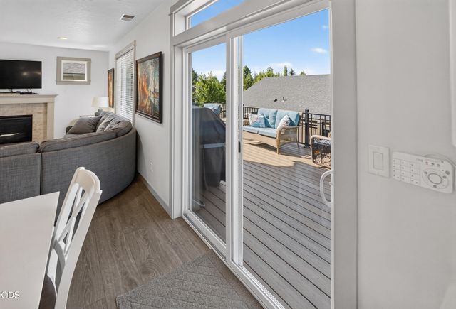 1806 NE Coby Way, Bend, OR 97701